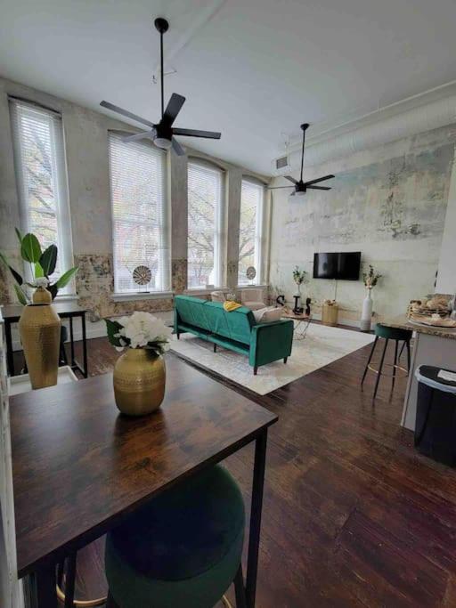 ممفيس Luxury Condo “Walk To Everything” المظهر الخارجي الصورة